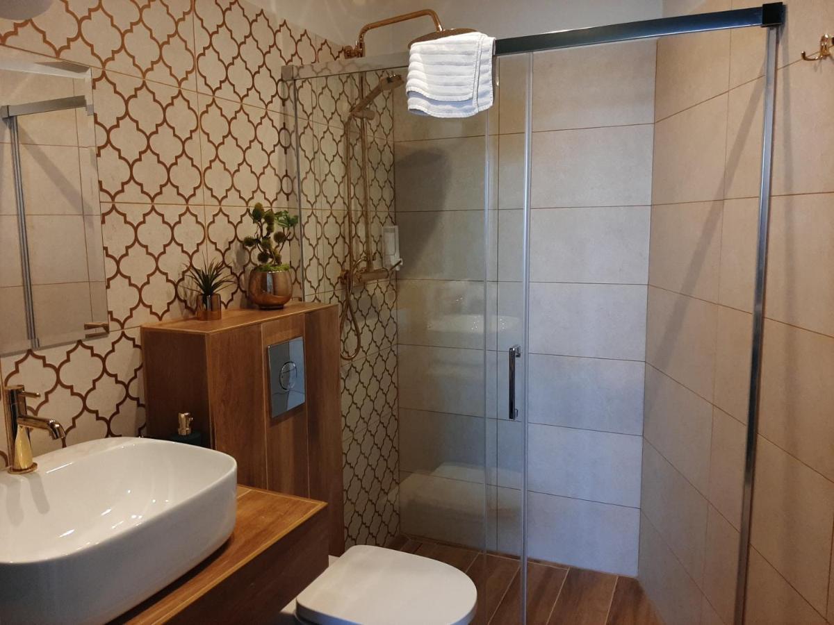 Wyjatkowe Smaki Bed and Breakfast Pruszcz Gdański Eksteriør billede